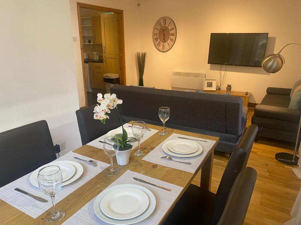 Alexander Apartments Newcastle City Room photo